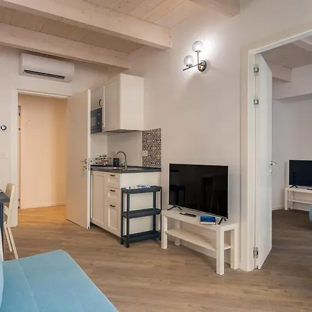 Mare House Apartment *
