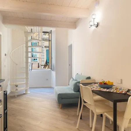 Apartment Mare House *